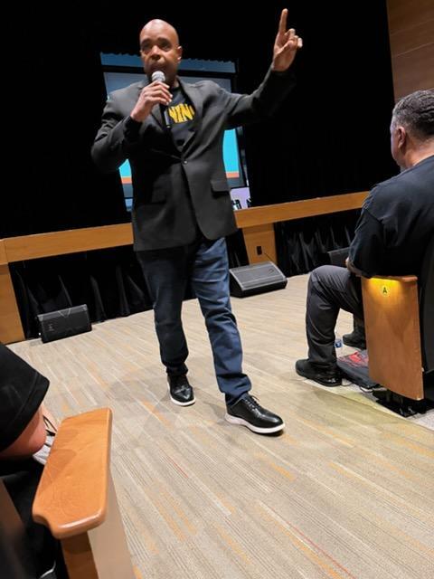 Featured keynote photo 3